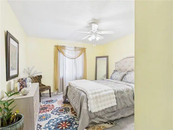 $545,000 | 904 Fairidge Drive, Jamestown, NC 27282