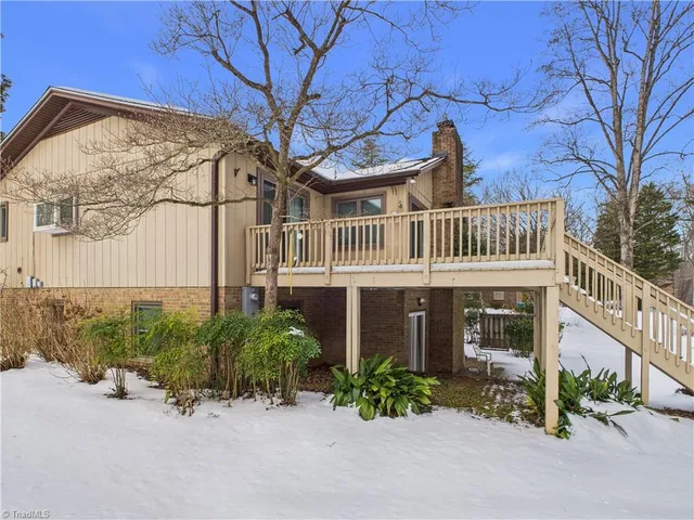 $545,000 | 904 Fairidge Drive, Jamestown, NC 27282