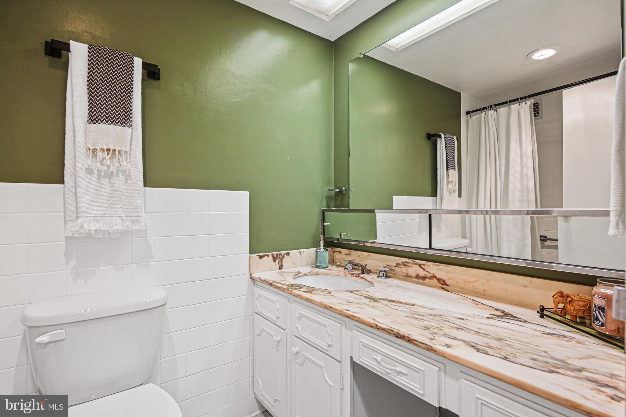 4401 Roland Avenue, Unit 102 Baltimore, MD 21210 - Photo 18 of 28