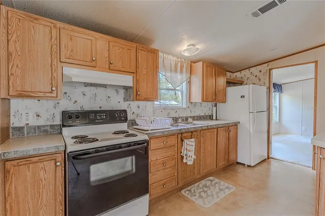 a view of an outdoor space and a yard