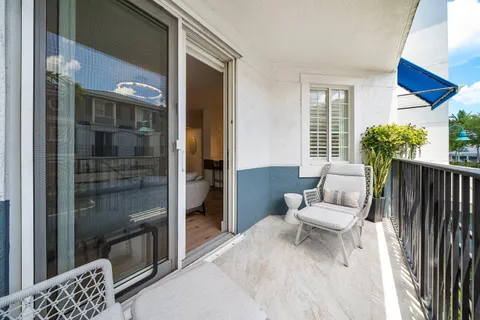 $875,000 | 250 Northeast 3rd Avenue, Unit 1209, Delray Beach, FL 33444