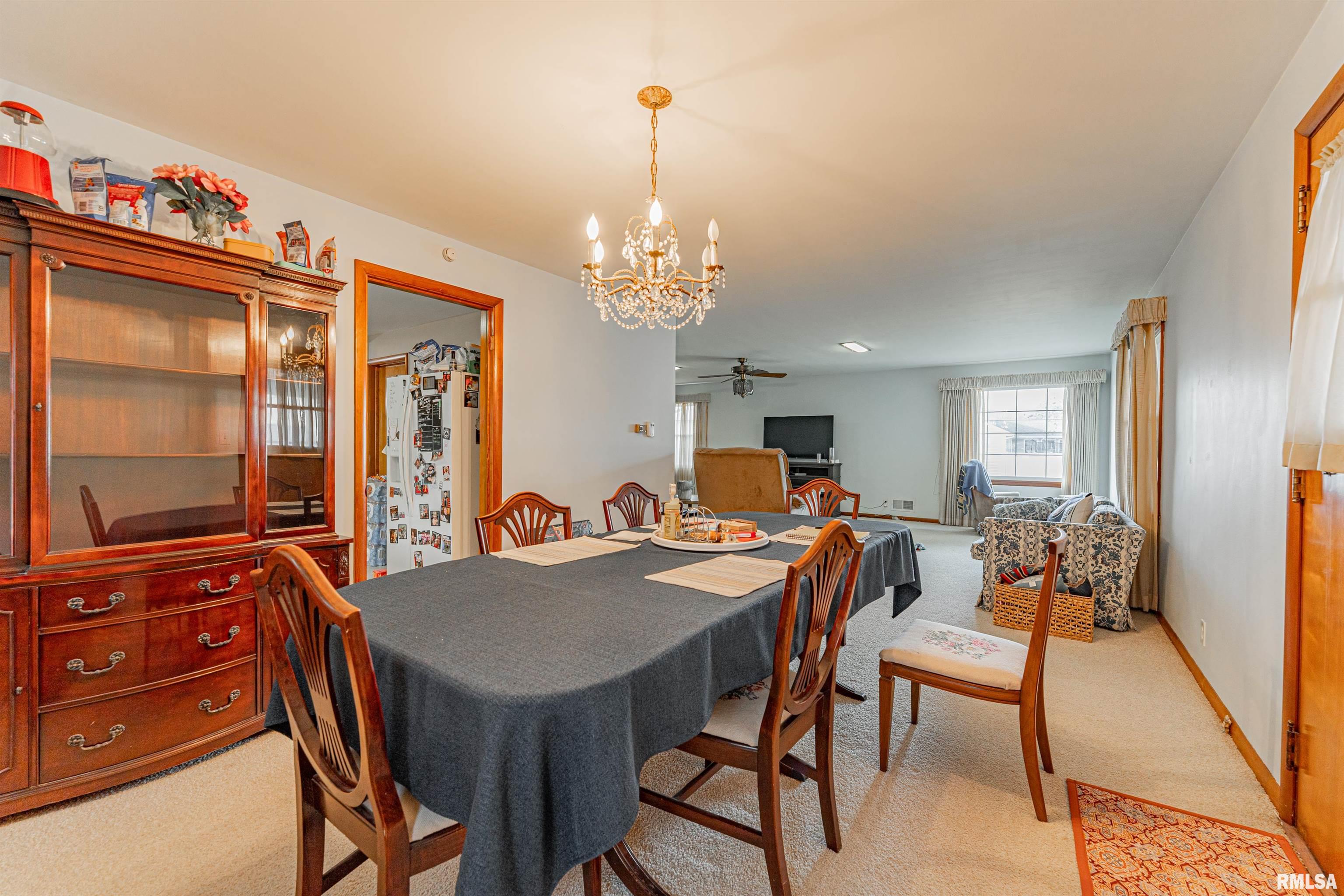 207 Southwest 3rd Street Atlanta, IL 61723 - Photo 11 of 32