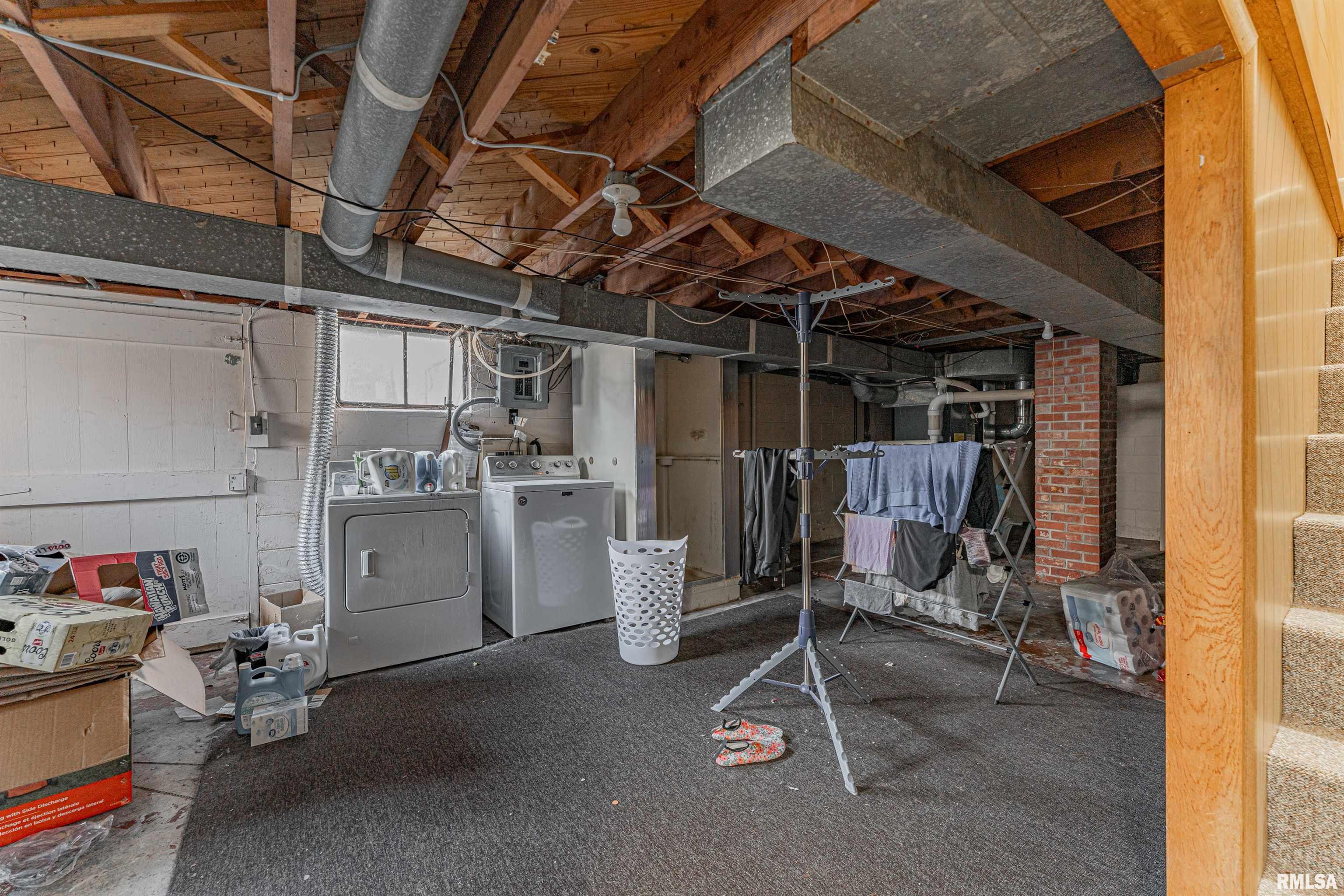 207 Southwest 3rd Street Atlanta, IL 61723 - Photo 25 of 32