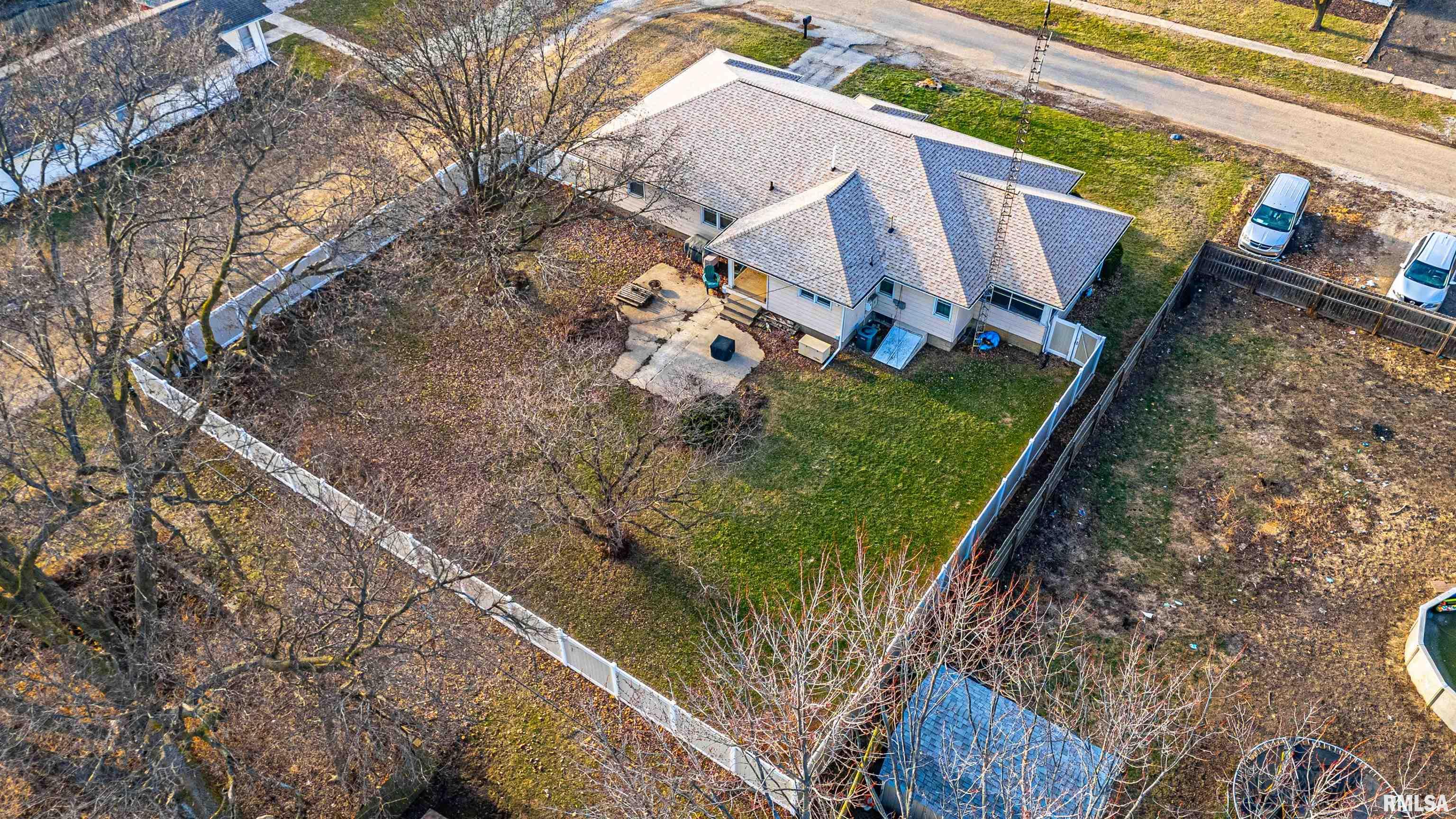 207 Southwest 3rd Street Atlanta, IL 61723 - Photo 29 of 32