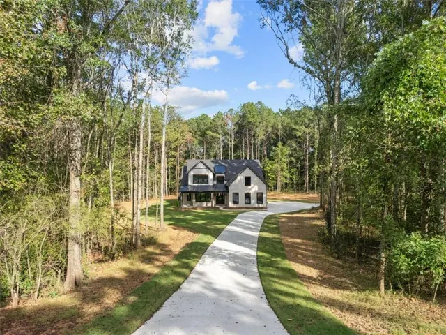 $524,900 | 106 Maple Valley Drive, Jenkinsburg, GA 30234