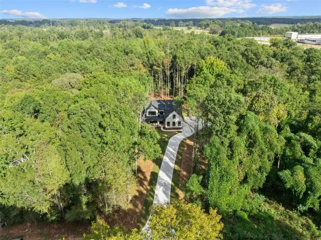 $524,900 | 106 Maple Valley Drive, Jenkinsburg, GA 30234