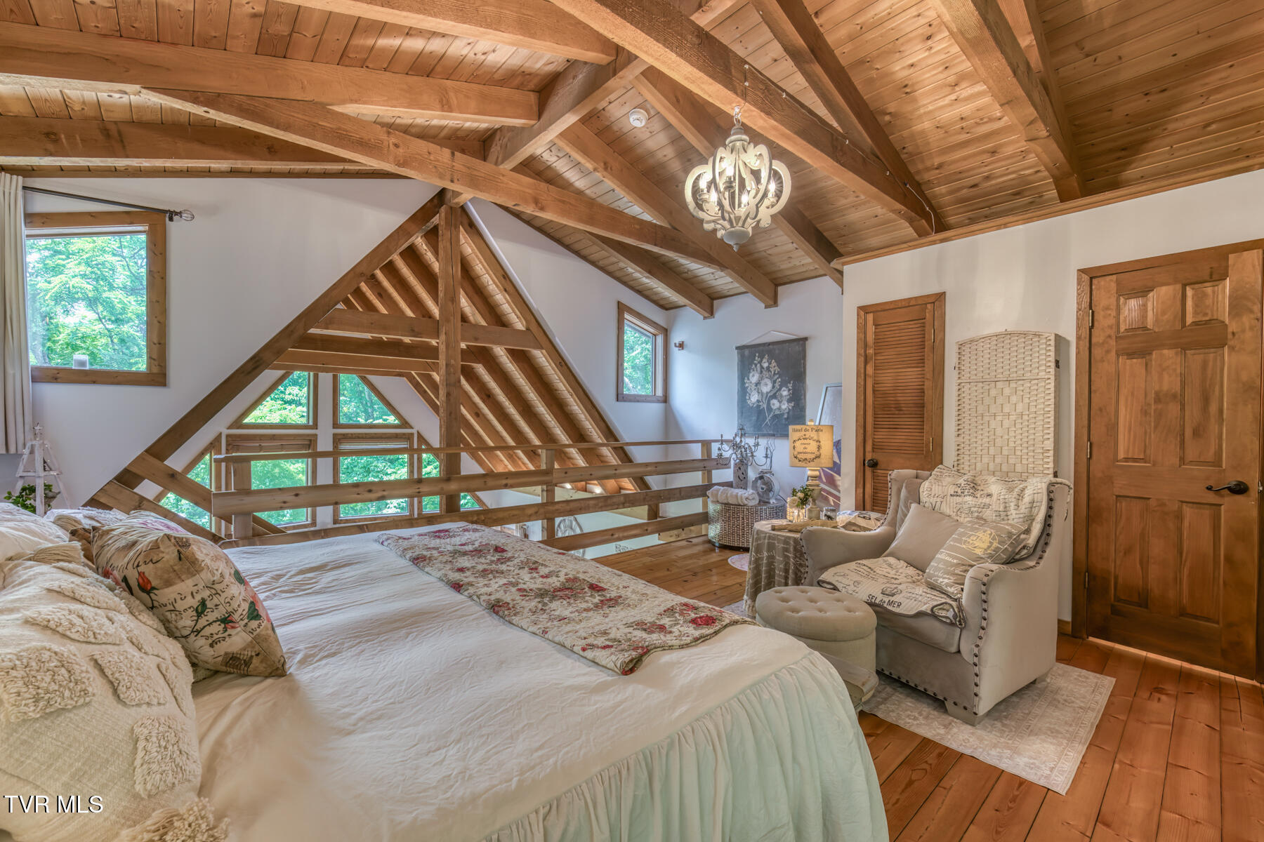 134 Old Church Loop Road Butler, TN 37640 - Photo 27 of 102 134 Old Church Loop Rd-31