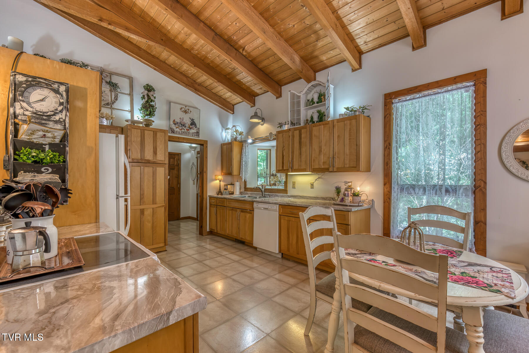 134 Old Church Loop Road Butler, TN 37640 - Photo 3 of 102 134 Old Church Loop Rd-15