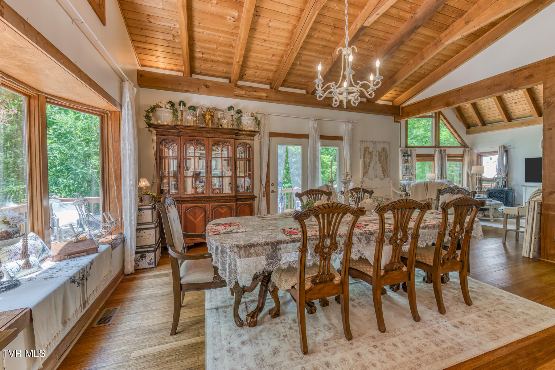 134 Old Church Loop Road Butler, TN 37640 - Photo 4 of 102 134 Old Church Loop Rd-16