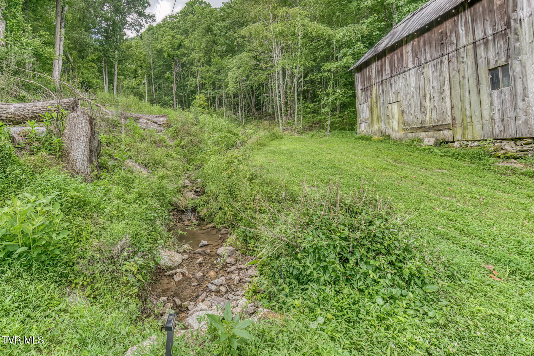 134 Old Church Loop Road Butler, TN 37640 - Photo 48 of 102 134 Old Church Loop Rd-61