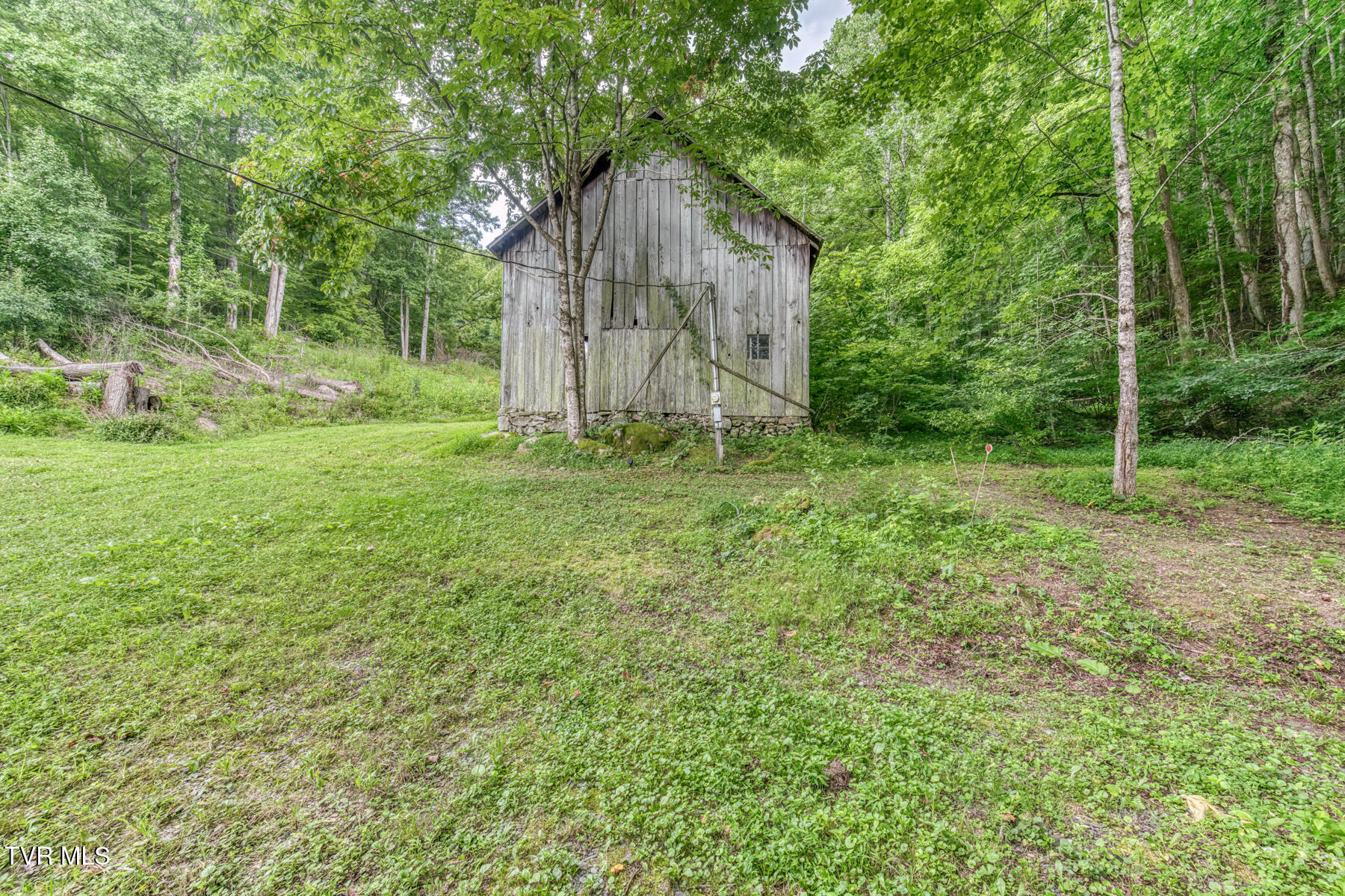 134 Old Church Loop Road Butler, TN 37640 - Photo 49 of 102 134 Old Church Loop Rd-62