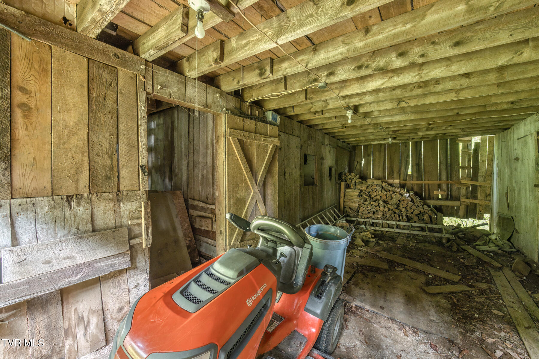 134 Old Church Loop Road Butler, TN 37640 - Photo 50 of 102 134 Old Church Loop Rd-63