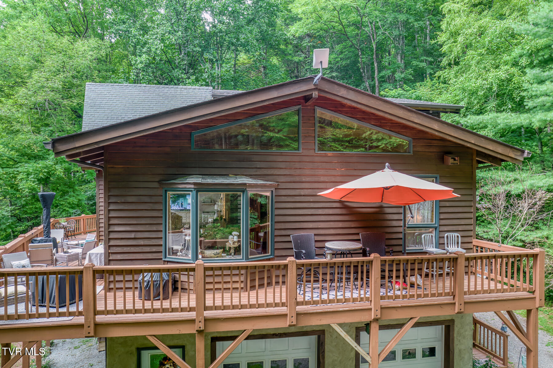 134 Old Church Loop Road Butler, TN 37640 - Photo 8 of 102 134 Old Church Loop Rd-4