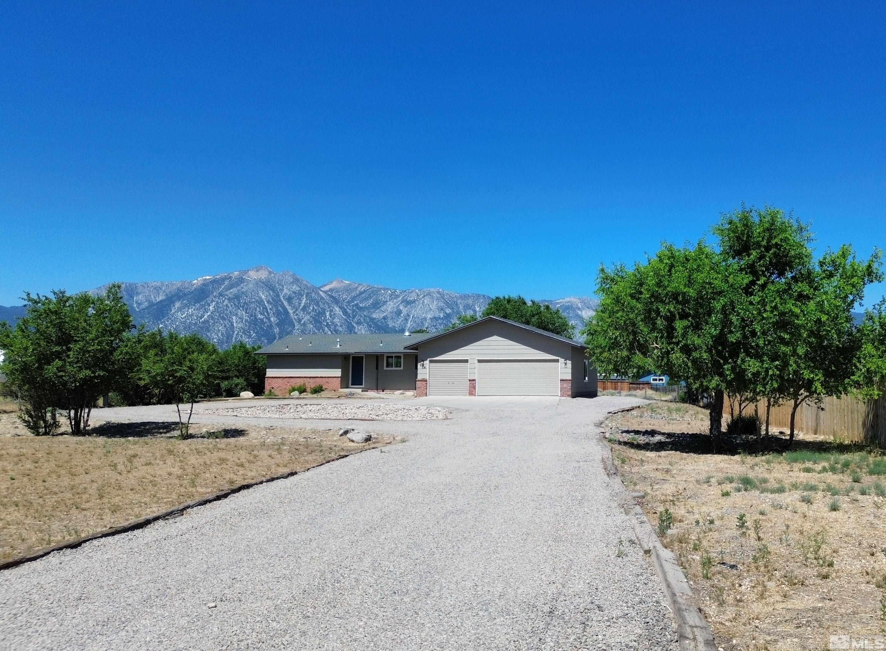 906 Dresslerville Road Gardnerville, NV 89460 - Photo 3 of 26 Photo 3