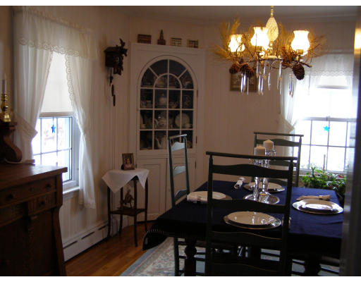44 Rouville Avenue Gardner, MA 01440 - Photo 3 of 9 Gallery Image 3