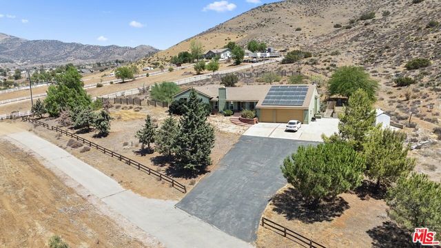 $880,000 | 34340 Red Rover Mine Road, Acton, CA 93510