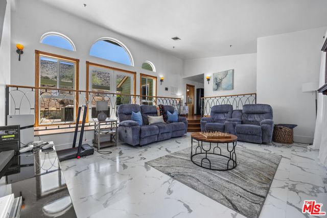 $880,000 | 34340 Red Rover Mine Road, Acton, CA 93510