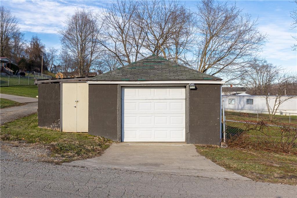 7 Stadium Road Millsboro, PA 15348 - Photo 21 of 25 Gallery Image 21