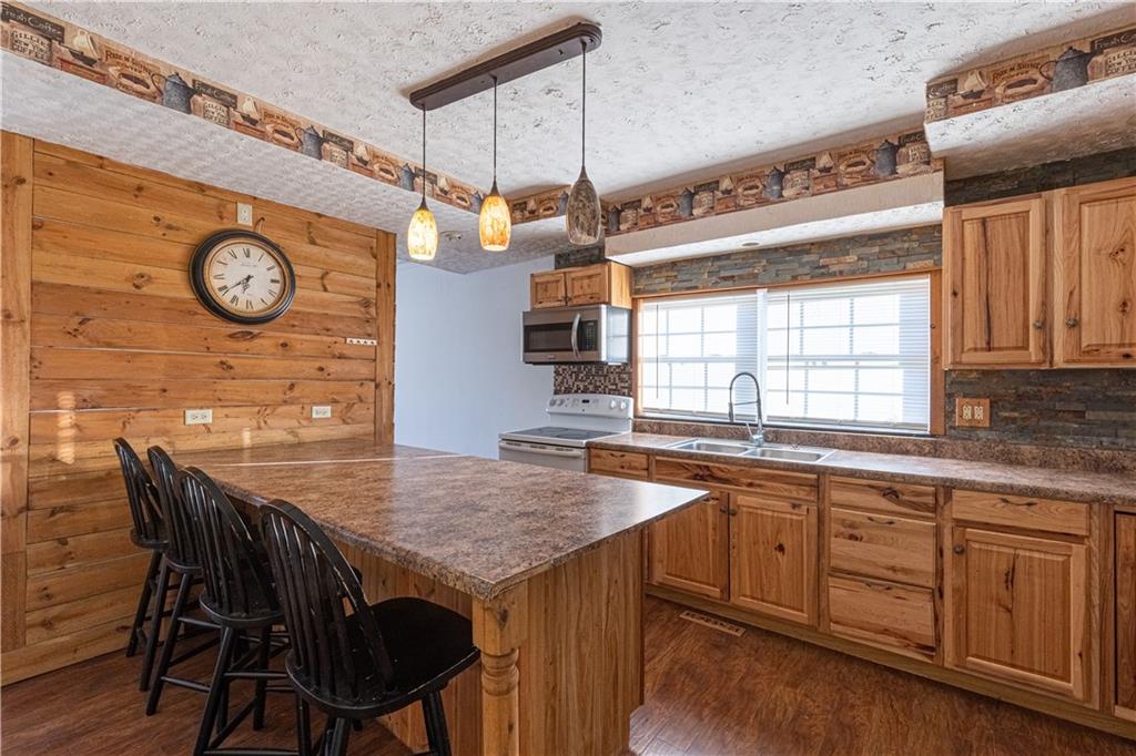 7 Stadium Road Millsboro, PA 15348 - Photo 4 of 25 Gallery Image 4