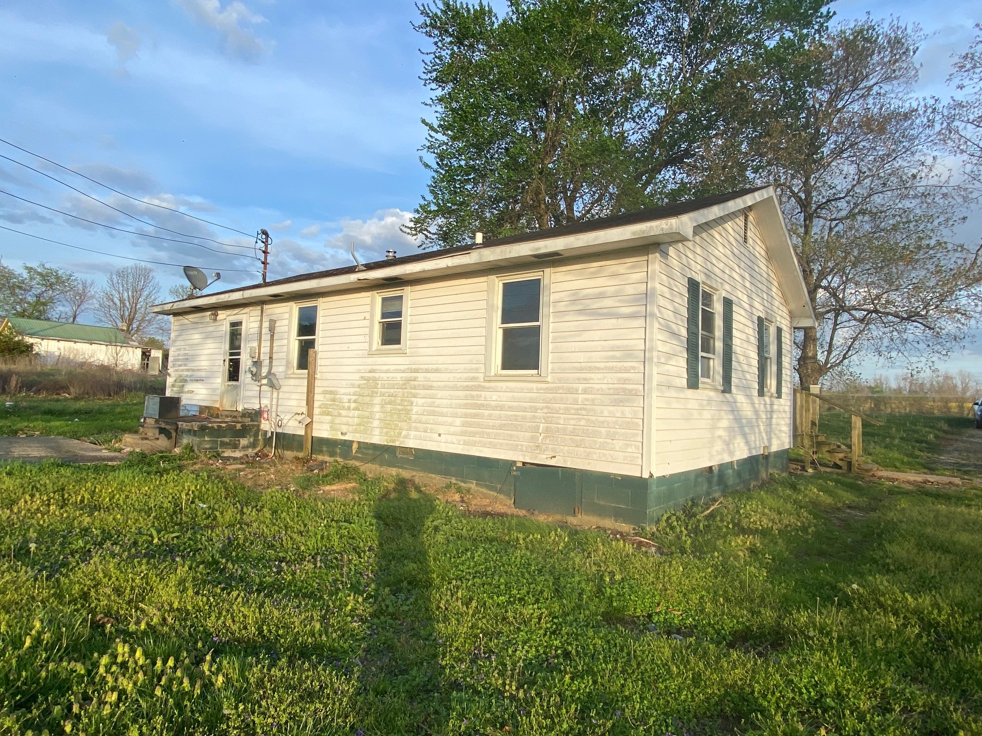6865 Johnson Mill Road Hopkinsville, KY 42240 - Photo 2 of 2