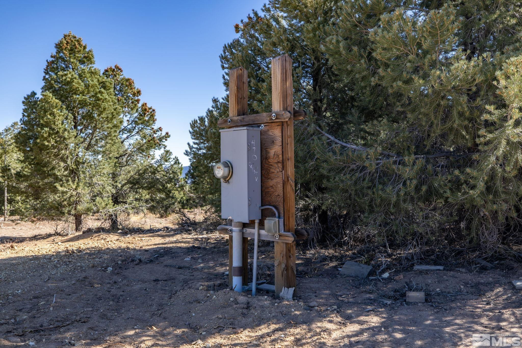 470 Crestview Road, Unit 47 Reno, NV 89521 - Photo 20 of 31 a view of a house with large trees