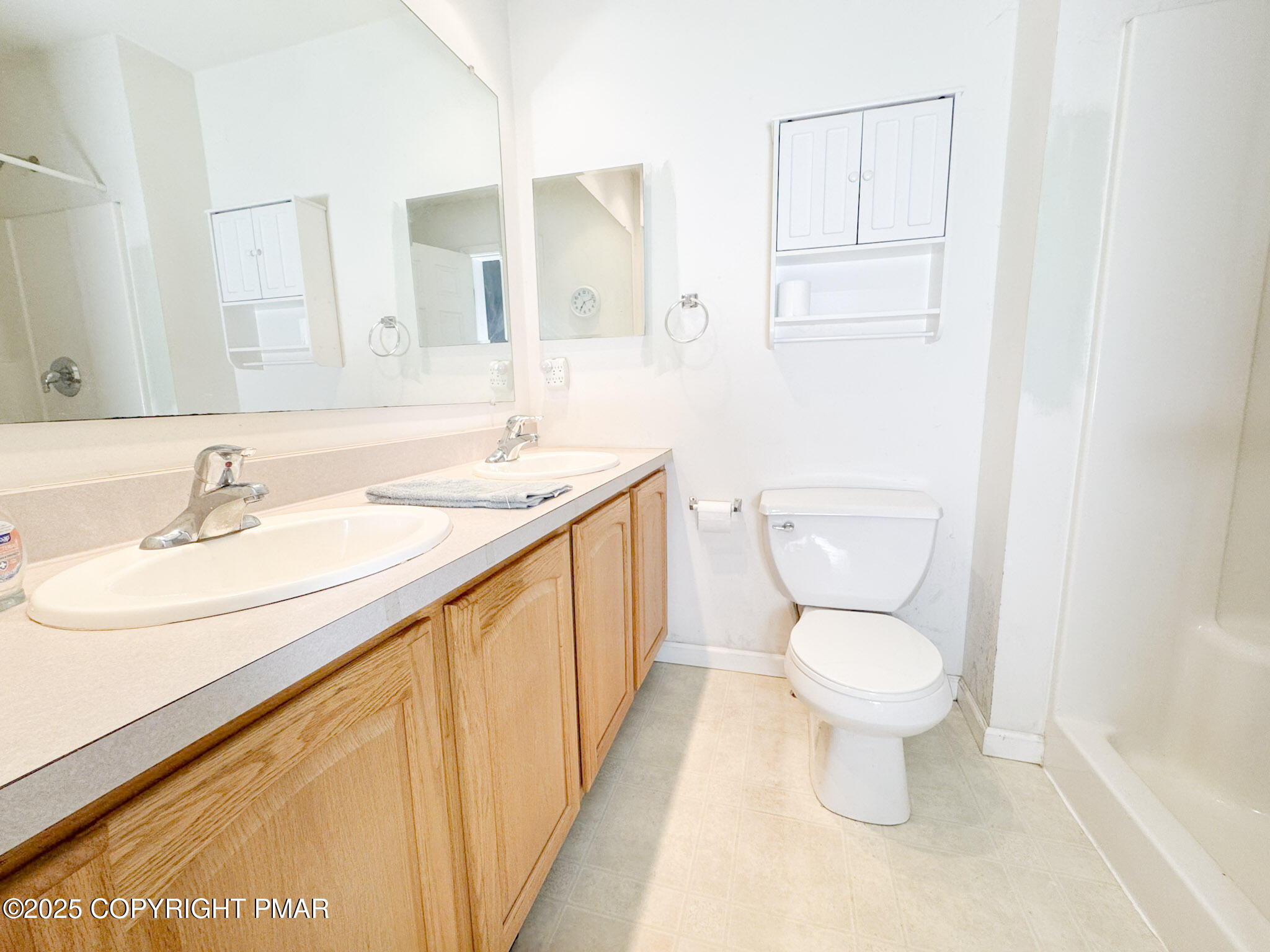 111 Turkey Ridge Drive Kunkletown, PA 18058 - Photo 13 of 30 a bathroom with a sink toilet and a mirror