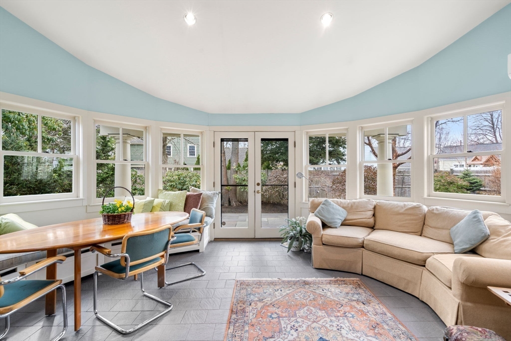 16 Miles Standish Road Marblehead, MA 01945 - Photo 15 of 32