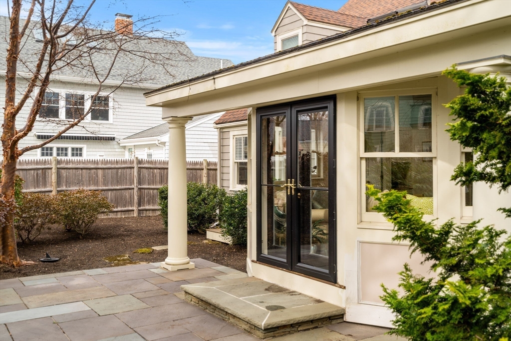 16 Miles Standish Road Marblehead, MA 01945 - Photo 30 of 32