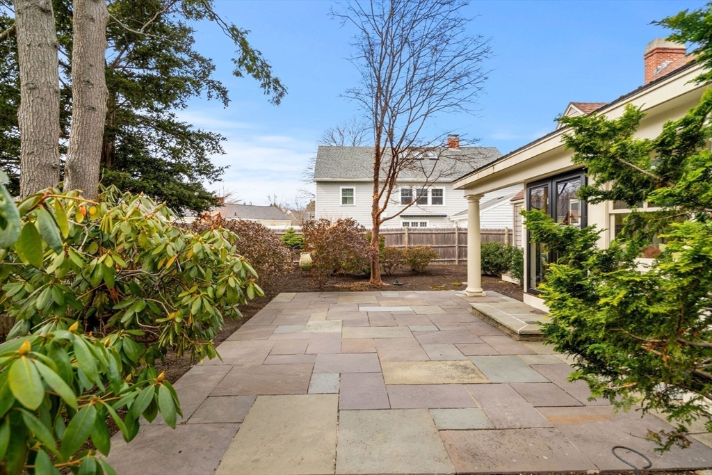 16 Miles Standish Road Marblehead, MA 01945 - Photo 31 of 32