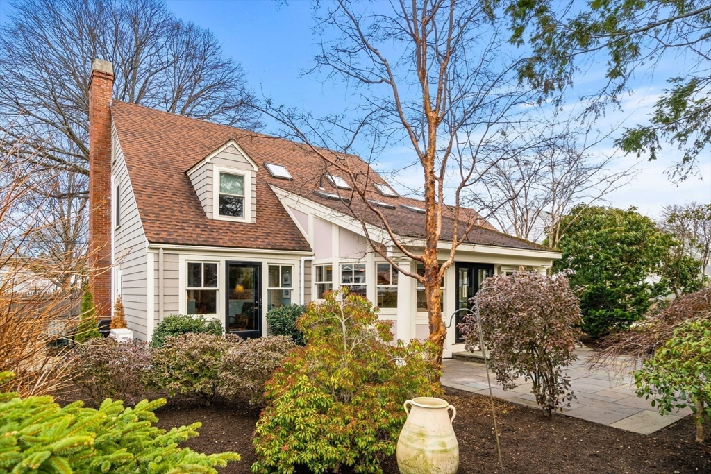 16 Miles Standish Road Marblehead, MA 01945 - Photo 32 of 32