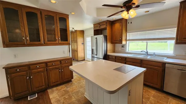 $3,300 | 1824 Willowwood Street, Denton, TX 76205