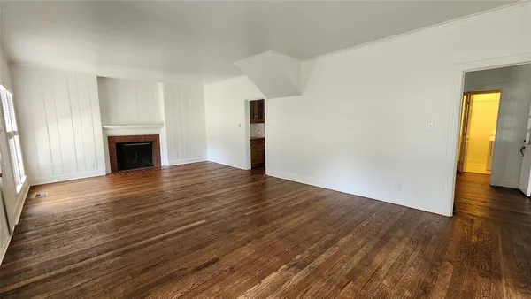 $3,300 | 1824 Willowwood Street, Denton, TX 76205