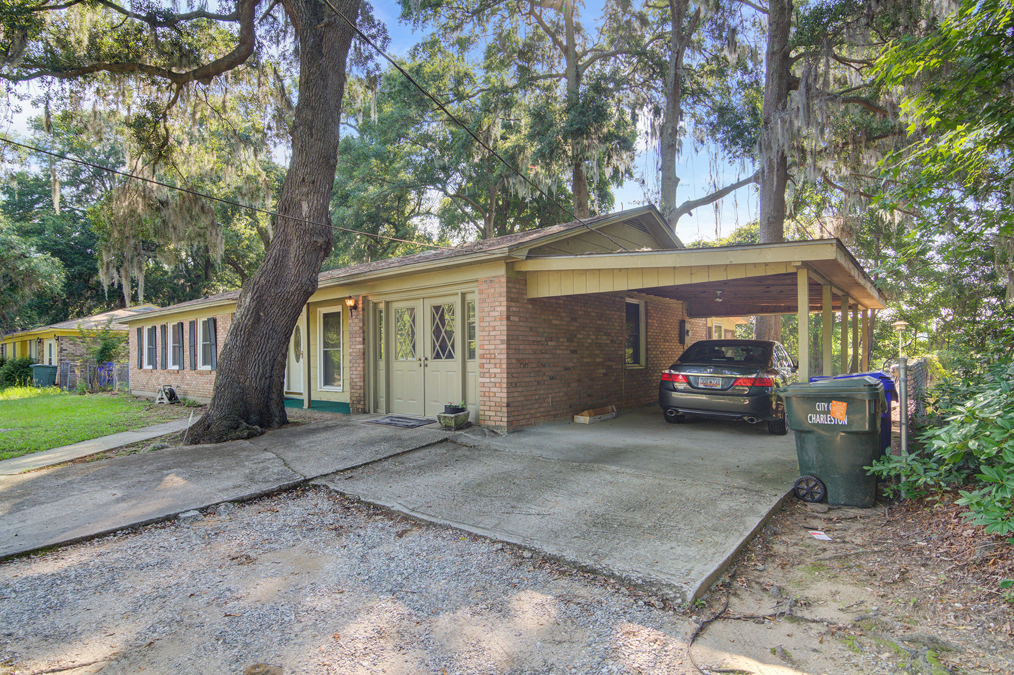 932 Savage Road Charleston, SC 29414 - Photo 3 of 22 Long Driveway and Carport