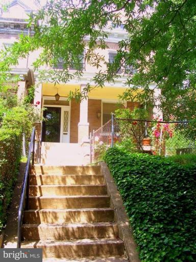 1901 Park Road Northwest Washington, DC 20010 - Photo 1 of 25 Exterior (Main)
