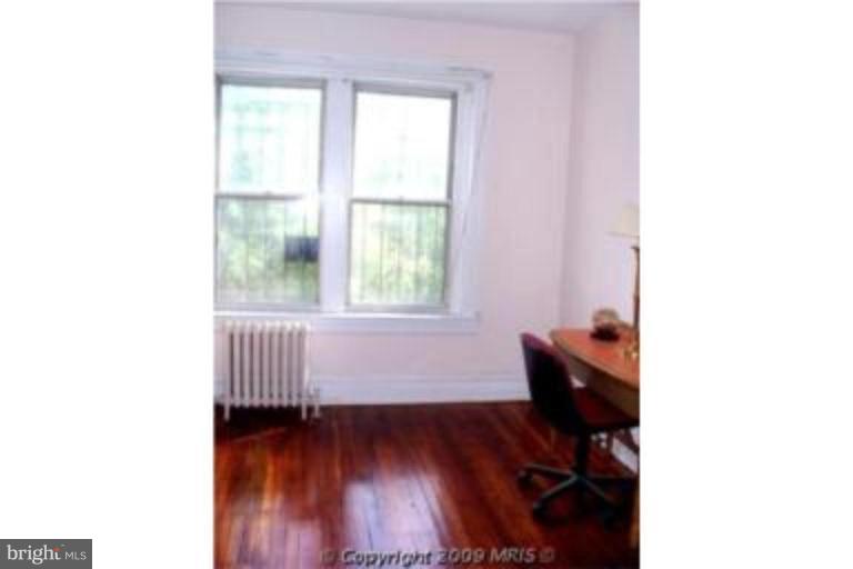 1901 Park Road Northwest Washington, DC 20010 - Photo 2 of 25 Front Bedroom