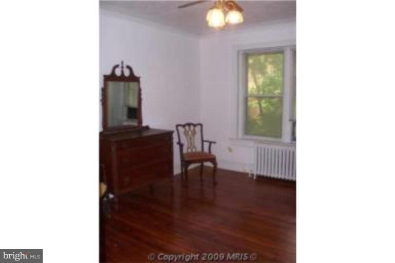 1901 Park Road Northwest Washington, DC 20010 - Photo 4 of 25 Middle Bedroom view 2