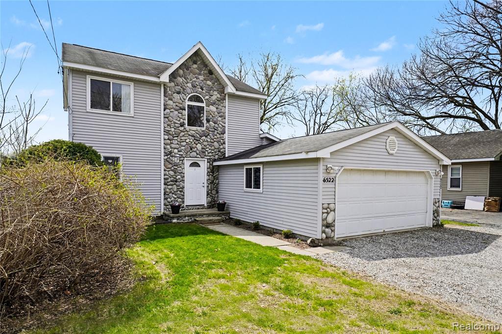 6522 Bennett Lake Road Fenton, MI 48430 - Photo 1 of 28