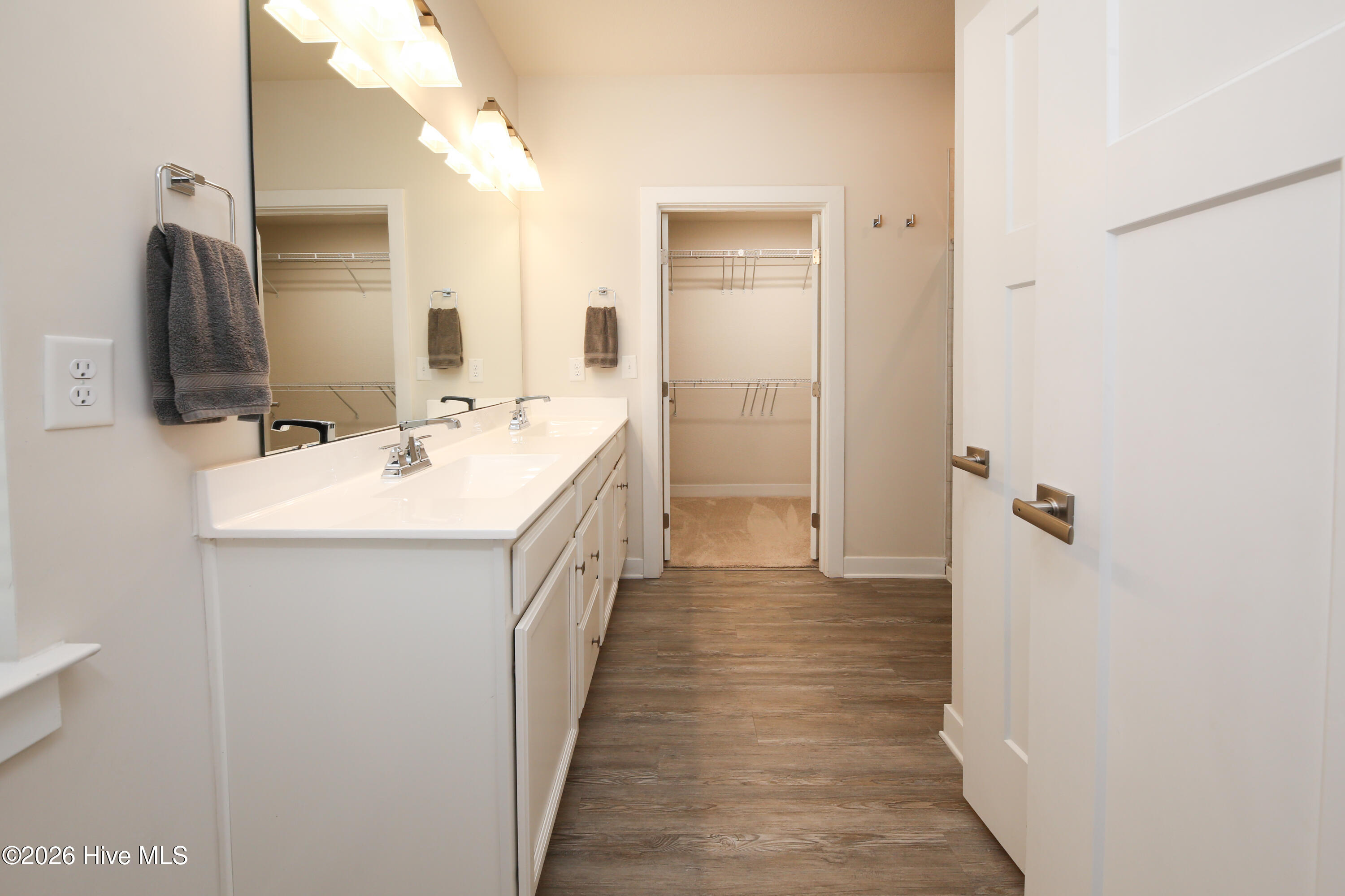 410 Green Lake Road Moyock, NC 27958 - Photo 27 of 46 primary bathroom
