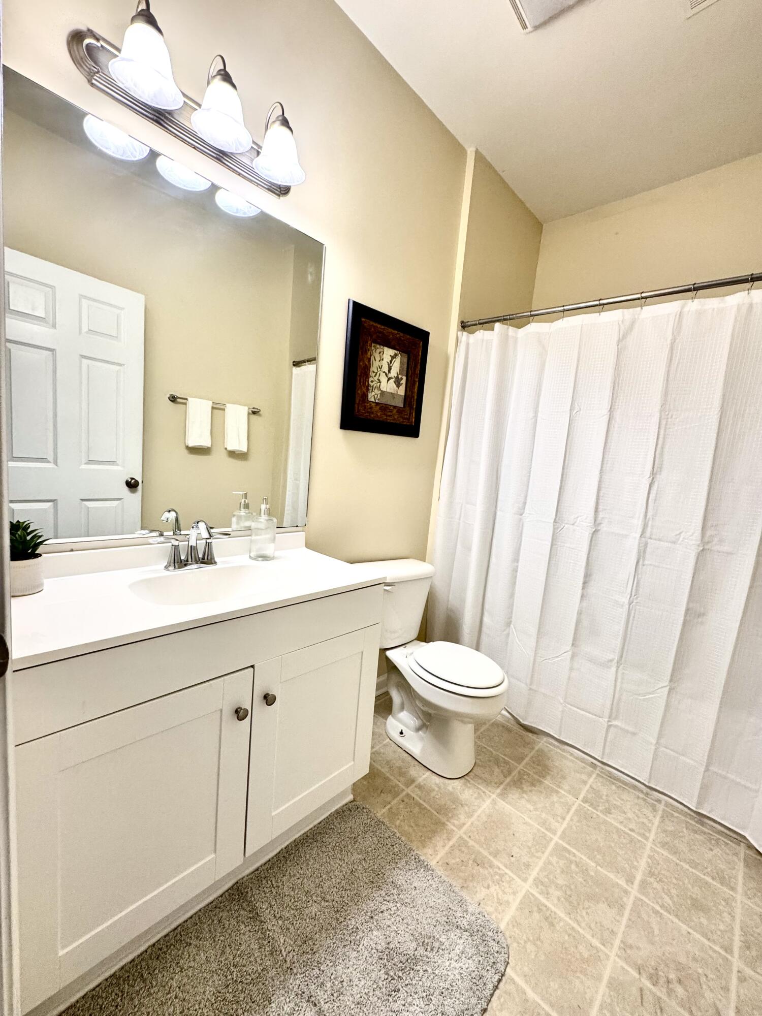 202 Summer View Road Summerville, SC 29486 - Photo 16 of 22 Bathroom