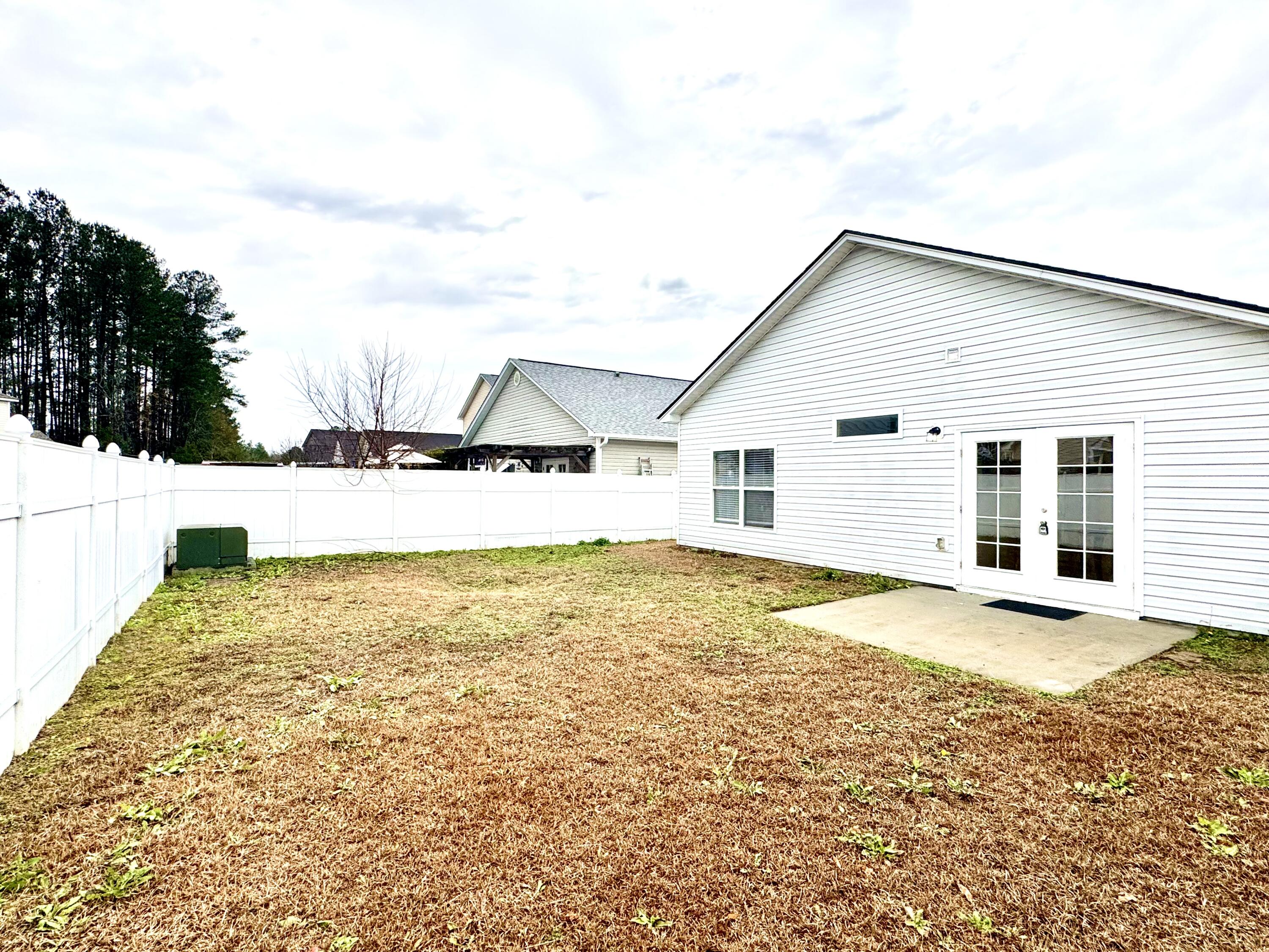 202 Summer View Road Summerville, SC 29486 - Photo 21 of 22 Backyard