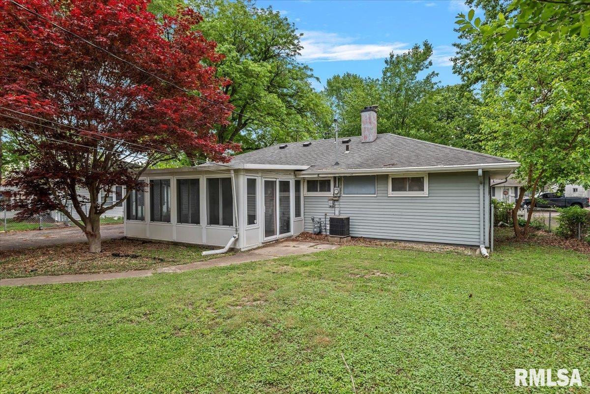 3225 Saxony Road Springfield, IL 62703 - Photo 28 of 31