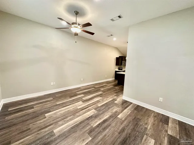 $1,395 | 1603 Blackwell Lane, Unit B, Pensacola, FL 32514