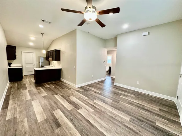 $1,395 | 1603 Blackwell Lane, Unit B, Pensacola, FL 32514