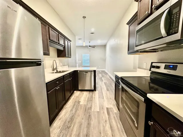 $1,395 | 1603 Blackwell Lane, Unit B, Pensacola, FL 32514