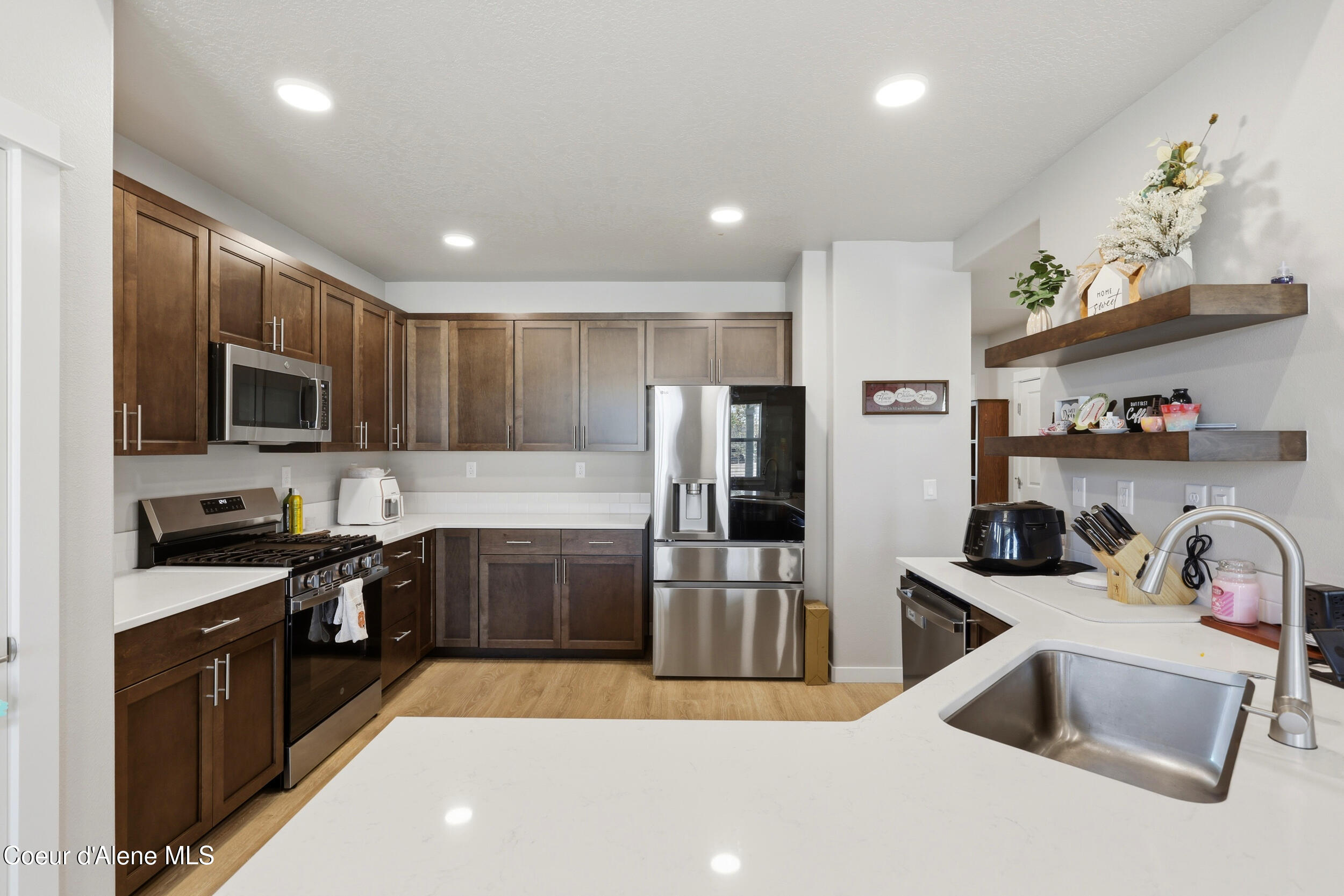 2450 West Victor Loop Coeur D'Alene, ID 83815 - Photo 6 of 49 Kitchen