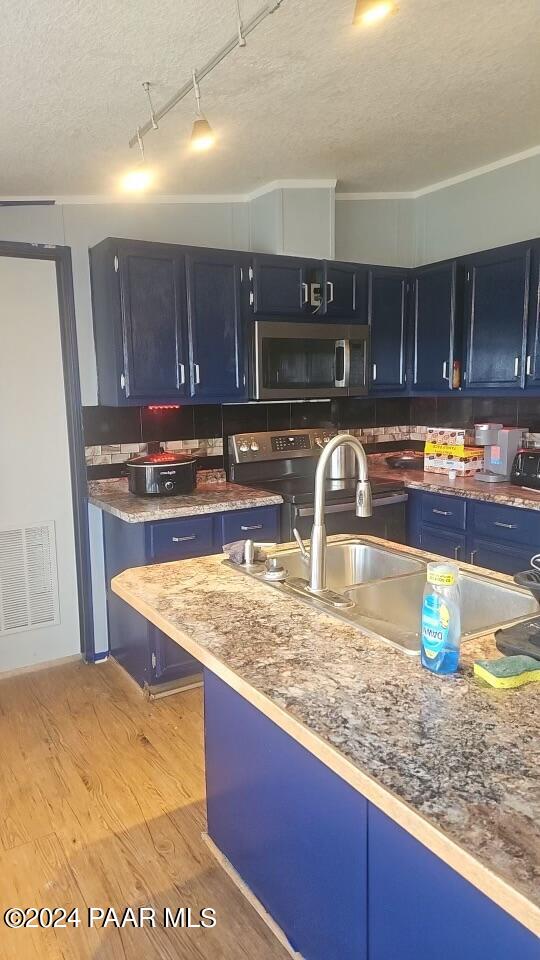25575 North Big Springs Ranch Road Paulden, AZ 86334 - Photo 4 of 12 Kitchen