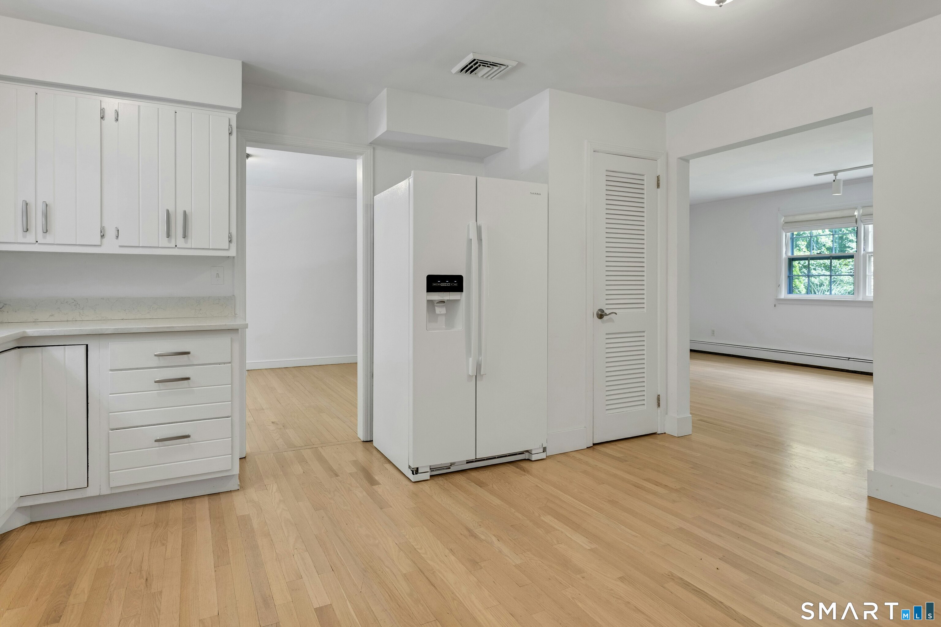 195 Range Road Wilton, CT 06897 - Photo 13 of 25