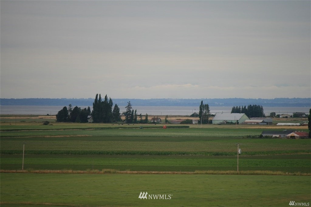 7253 Bayview Edison Road Bow, WA 98232 - Photo 1 of 9 Gallery Image 1