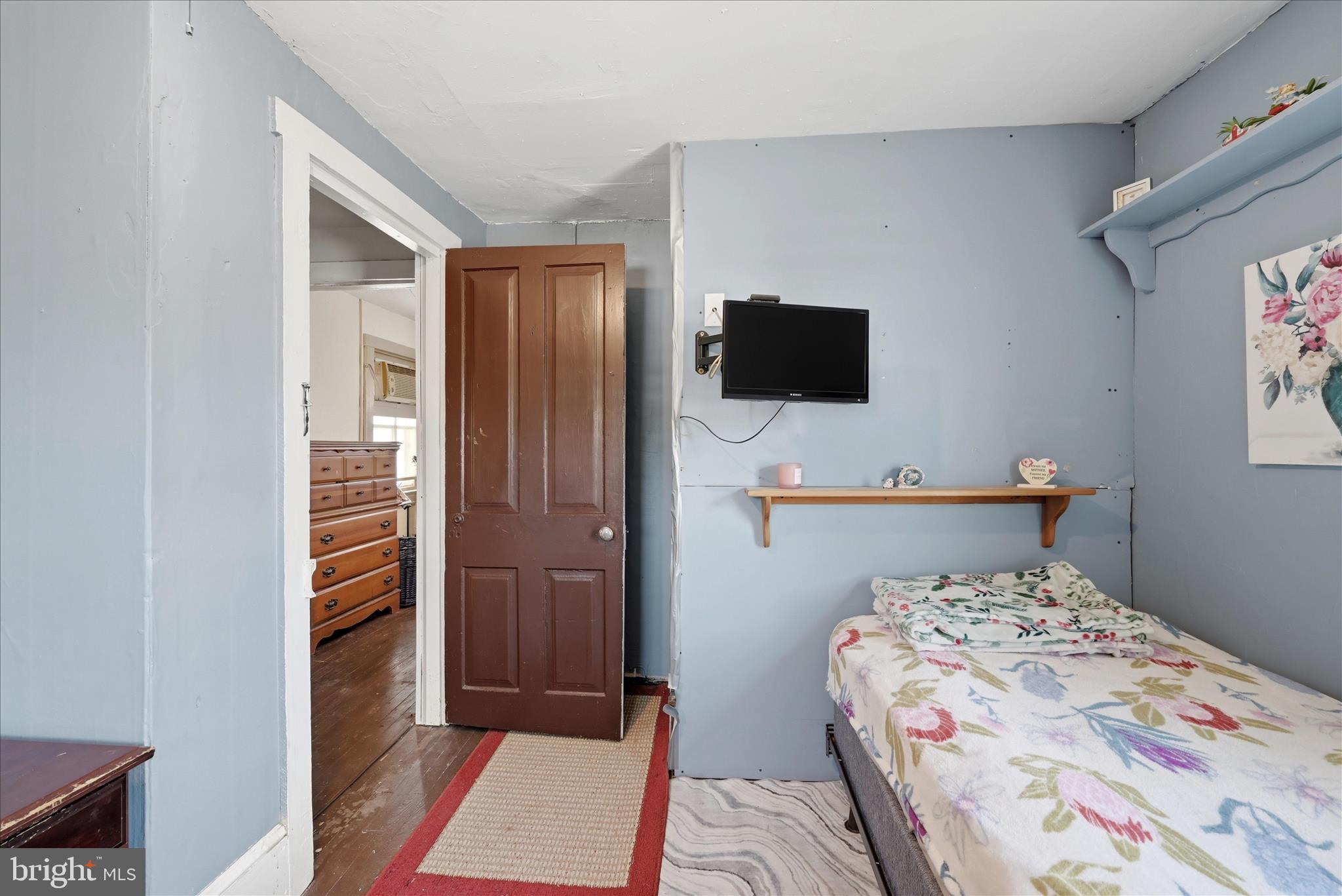 101 South George Street Ranson, WV 25438 - Photo 24 of 36 Bedroom 2