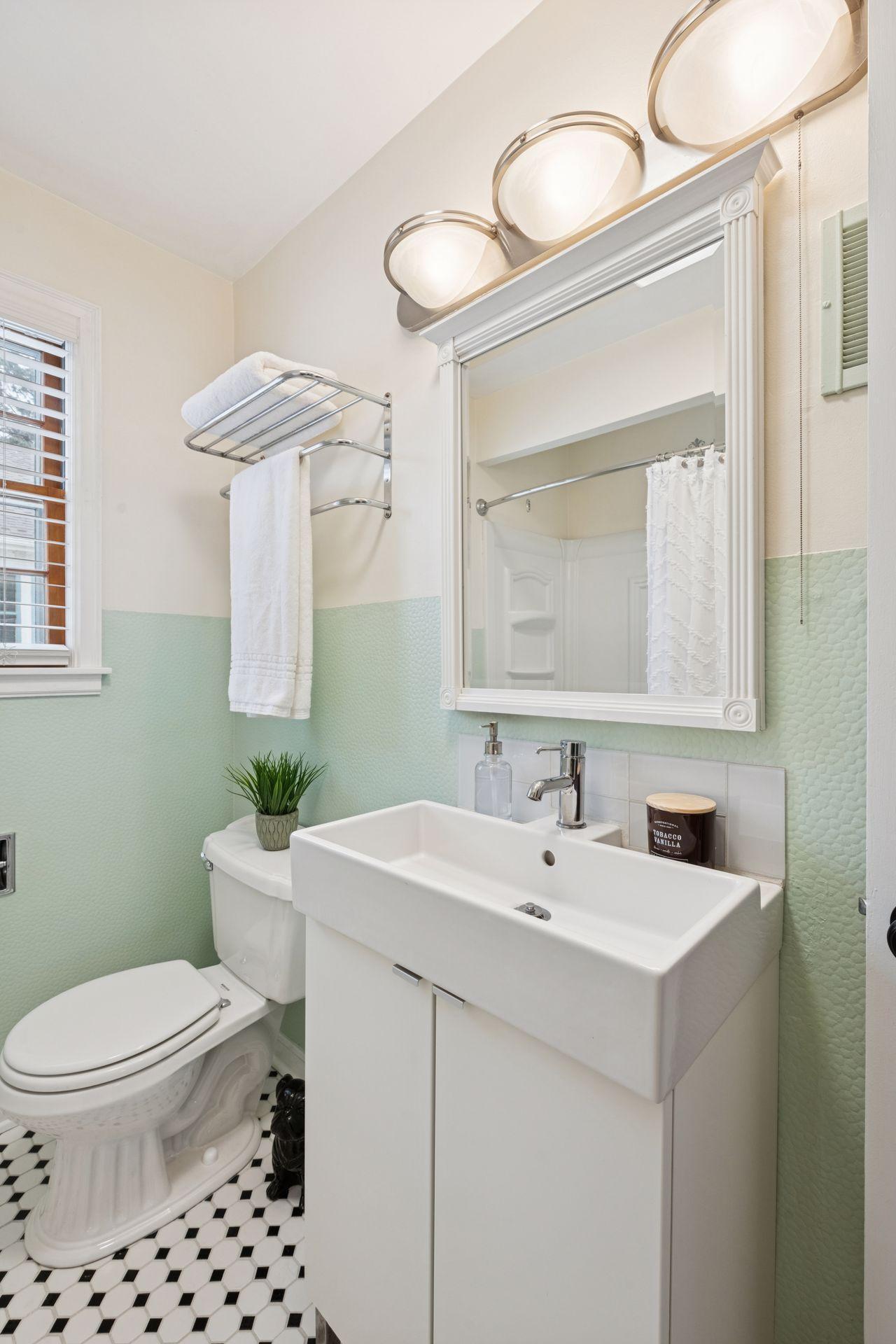 200 East 2nd Street Waconia, MN 55387 - Photo 23 of 39